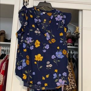 Old Navy Flutter Sleeve Floral Top